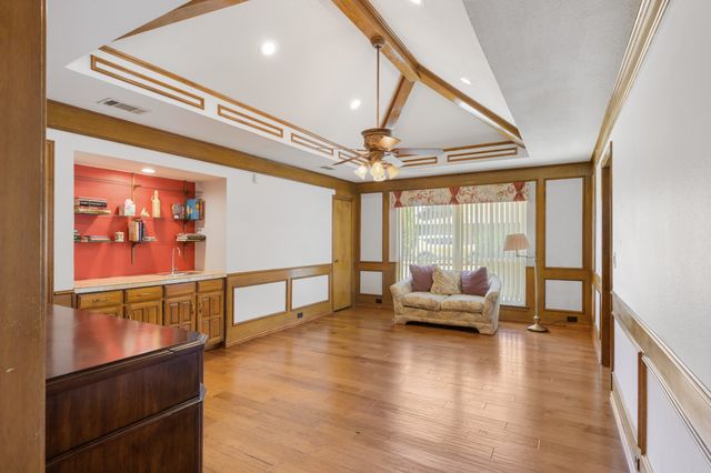 2509 Fox Glenn Circle, Bedford, TX 76021