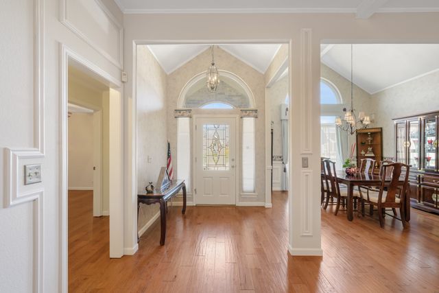 2509 Fox Glenn Circle, Bedford, TX 76021