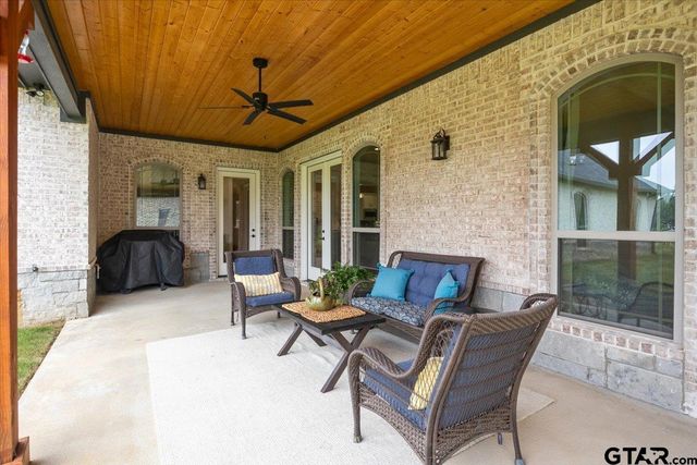 112 Ryder Cup Trail, Hideaway, TX 75771