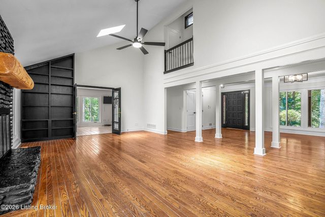1408 S Pope Lick Rd, Louisville, KY 40299