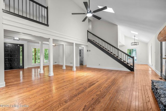 1408 S Pope Lick Rd, Louisville, KY 40299