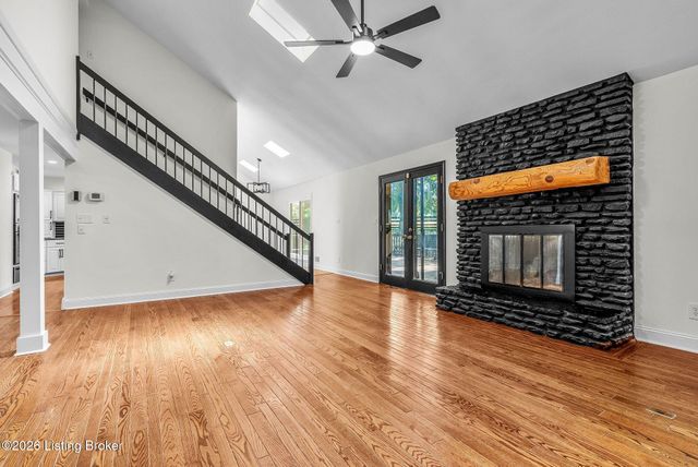 1408 S Pope Lick Rd, Louisville, KY 40299
