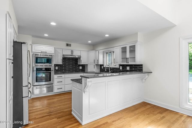 1408 S Pope Lick Rd, Louisville, KY 40299