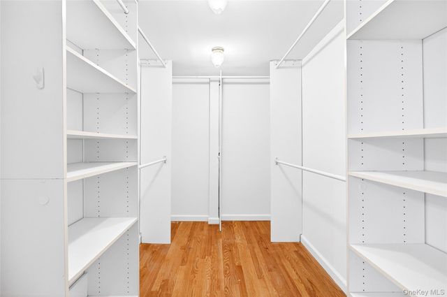 24 Old Knollwood Road, White Plains, NY 10607