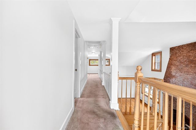 24 Old Knollwood Road, White Plains, NY 10607