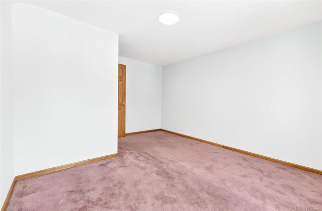 24 Old Knollwood Road, White Plains, NY 10607