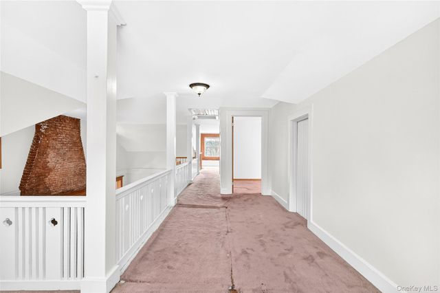 24 Old Knollwood Road, White Plains, NY 10607