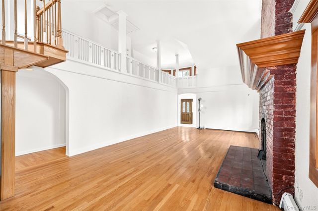 24 Old Knollwood Road, White Plains, NY 10607