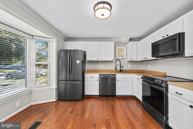 6527 COACHLEIGH WAY, Alexandria, VA 22315