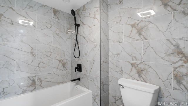 8301 Rio San Diego DR 7, San Diego, CA 92108