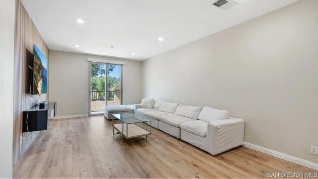 8301 Rio San Diego DR 7, San Diego, CA 92108