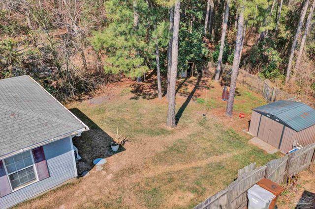 1984 Ambassador Dr, Gulf Breeze, FL 32563