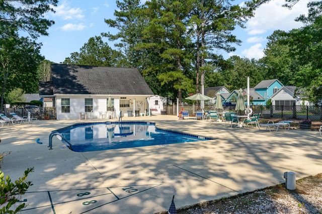396 Nature Trail Dr., Little River, SC 29566