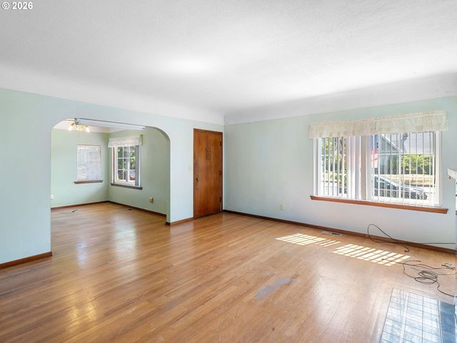 6305 N DENVER Ave, Portland, OR 97217