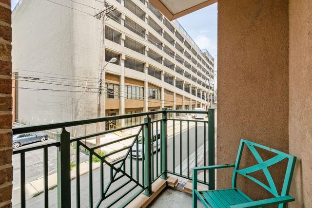 196 S Grant Avenue, 203, Columbus, OH 43215
