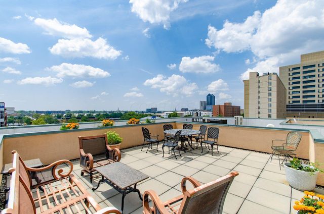 196 S Grant Avenue, 203, Columbus, OH 43215