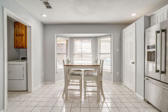 2421 Parkside Drive, Grand Prairie, TX 75052