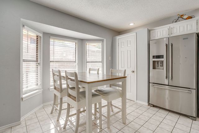 2421 Parkside Drive, Grand Prairie, TX 75052