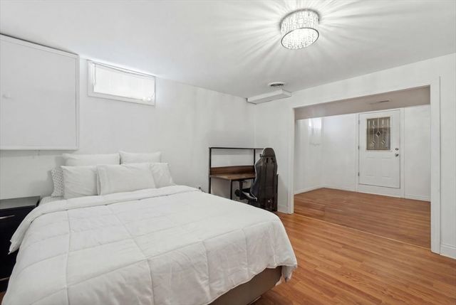 238 Sterling St, Fall River, MA 02721