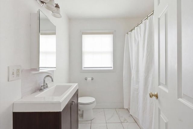 238 Sterling St, Fall River, MA 02721