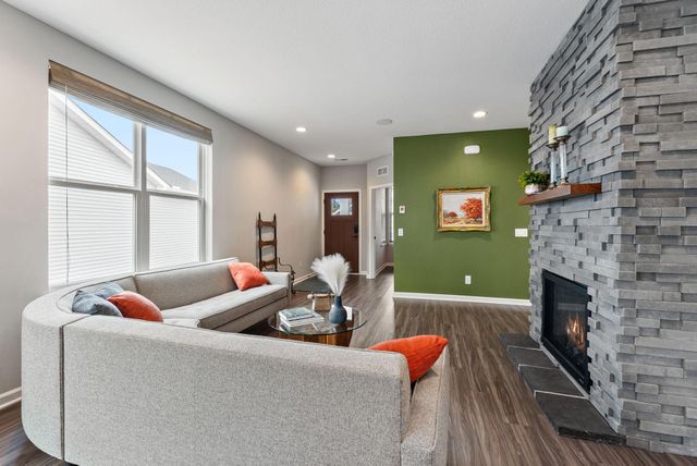 10225 Ironwood Lane, Rogers, MN 55374