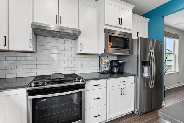 10225 Ironwood Lane, Rogers, MN 55374