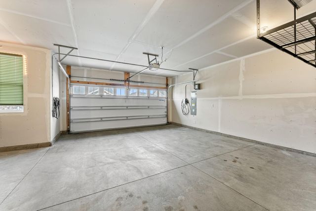 10225 Ironwood Lane, Rogers, MN 55374