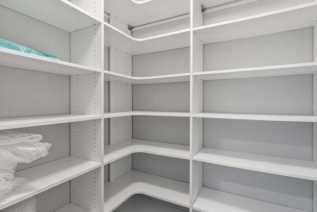 10225 Ironwood Lane, Rogers, MN 55374