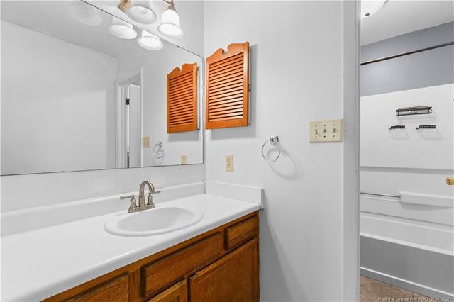 6808 Leeds Court, Fayetteville, NC 28304