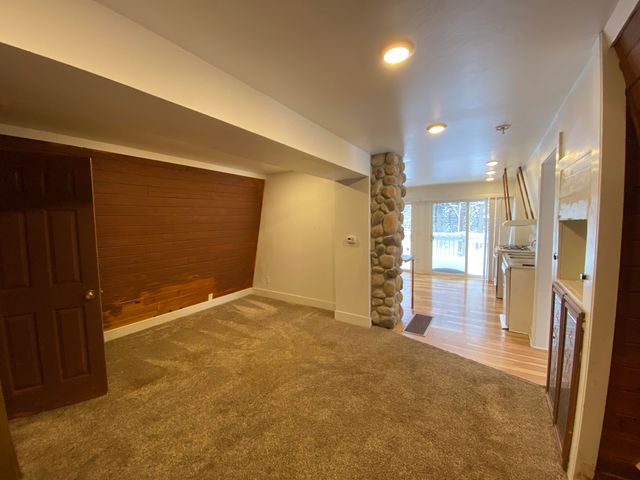 6859 Clover Road, Lakewood Club Vllg, MI 49457