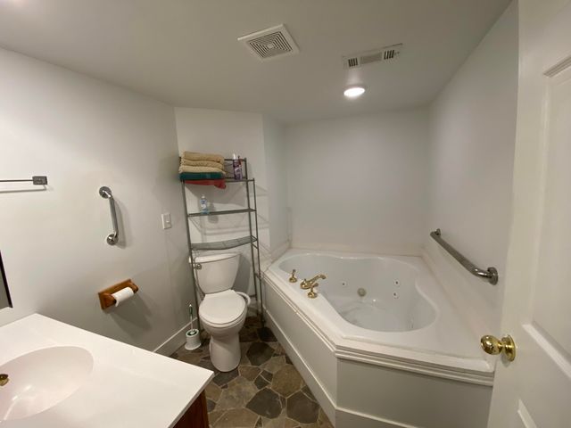 6859 Clover Road, Lakewood Club Vllg, MI 49457