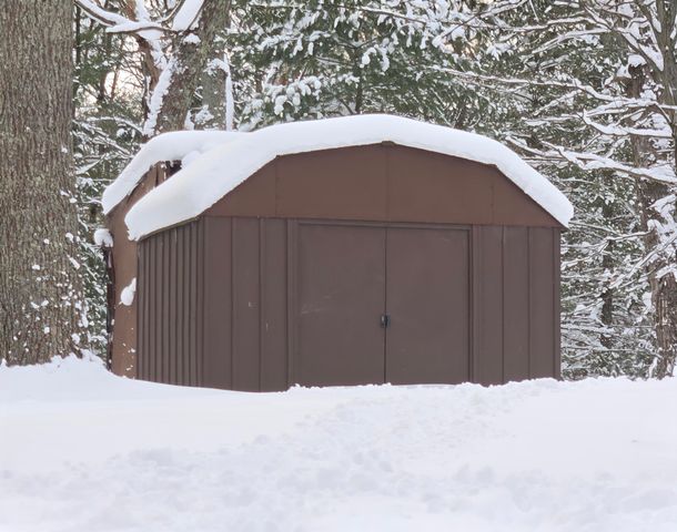 6859 Clover Road, Lakewood Club Vllg, MI 49457