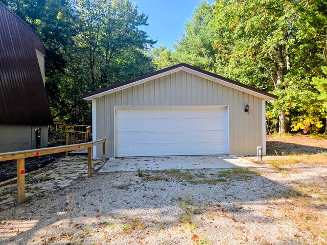 6859 Clover Road, Lakewood Club Vllg, MI 49457