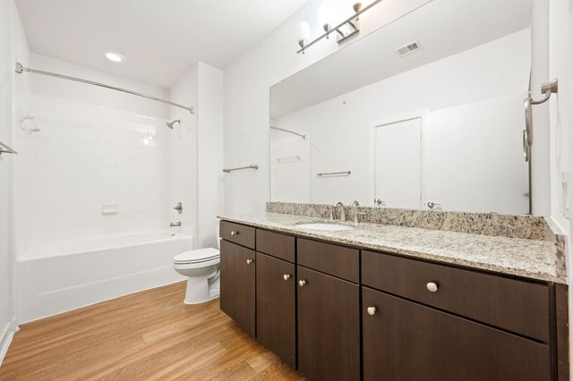 1900 Barton Springs RD 5015, Austin, TX 78704