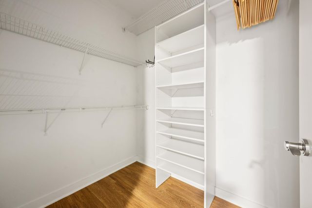 1900 Barton Springs RD 5015, Austin, TX 78704
