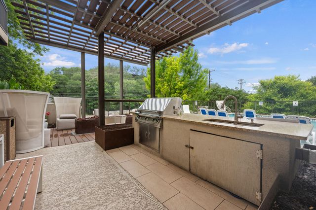 1900 Barton Springs RD 5015, Austin, TX 78704