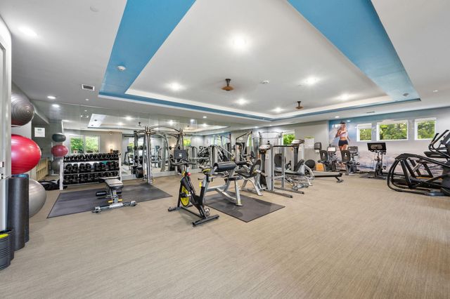 1900 Barton Springs RD 5015, Austin, TX 78704