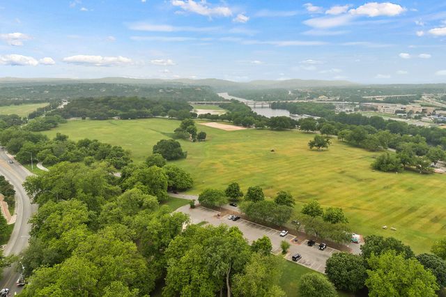 1900 Barton Springs RD 5015, Austin, TX 78704