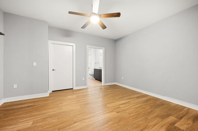 1900 Barton Springs RD 5015, Austin, TX 78704