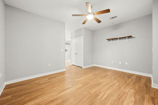1900 Barton Springs RD 5015, Austin, TX 78704