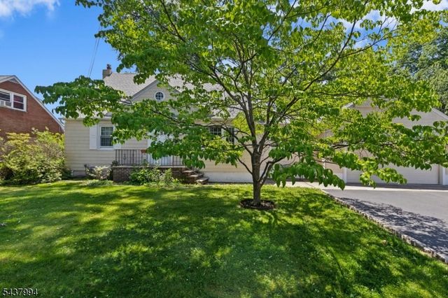 329 Maplewood Ave, Kenilworth Boro, NJ 07033