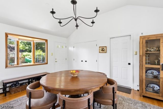 329 Maplewood Ave, Kenilworth Boro, NJ 07033