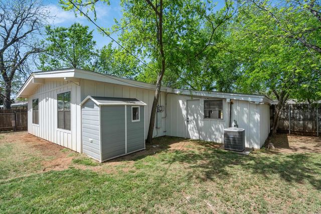 3007 BLANTON STREET, Wichita Falls, TX 76308