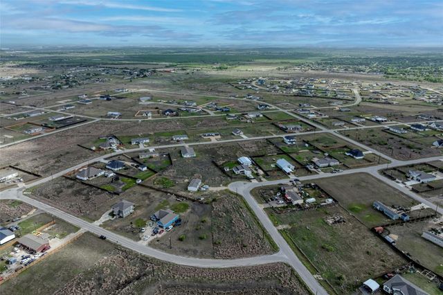 256 Bianca CIR, Del Valle, TX 78617