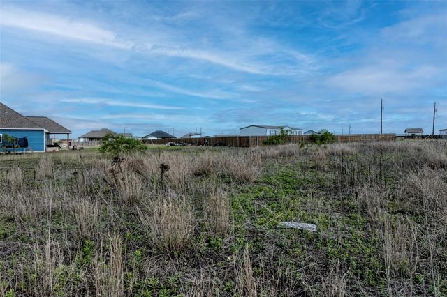 256 Bianca CIR, Del Valle, TX 78617