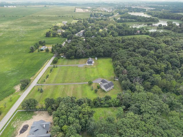 17020 Holtz Road, Lowell, IN 46356