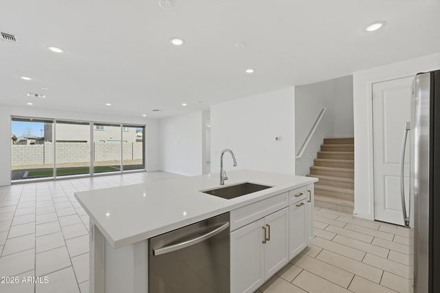 12020 W PARKWAY Lane, Avondale, AZ 85323