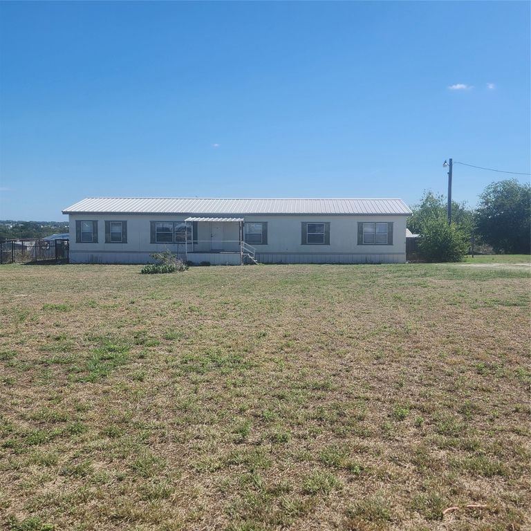 173 Prairie Trail, Rhome, TX 76078