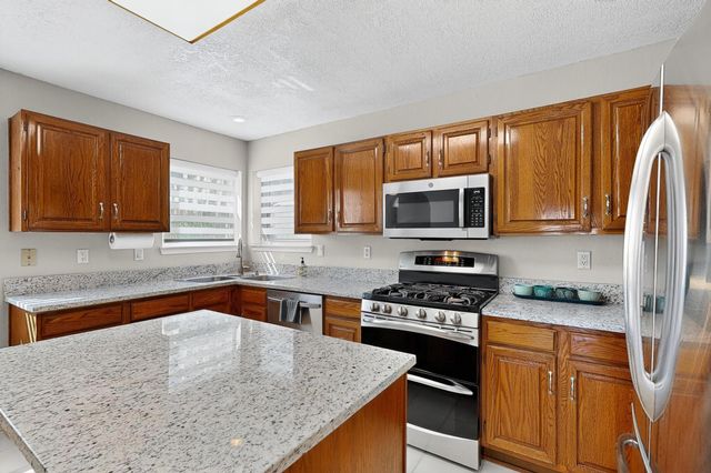 7413 Target Lane NW, Albuquerque, NM 87120