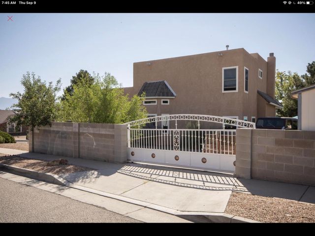 7413 Target Lane NW, Albuquerque, NM 87120